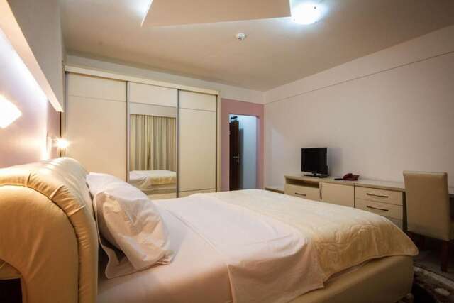 Отель Hotel Oasis Подгорица-49