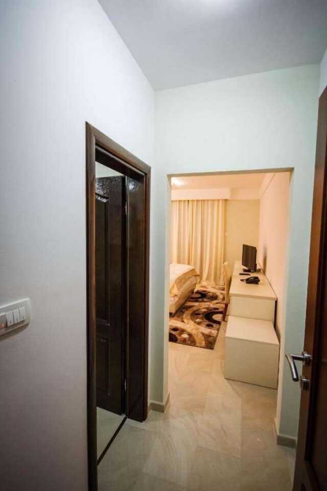 Отель Hotel Oasis Подгорица-55