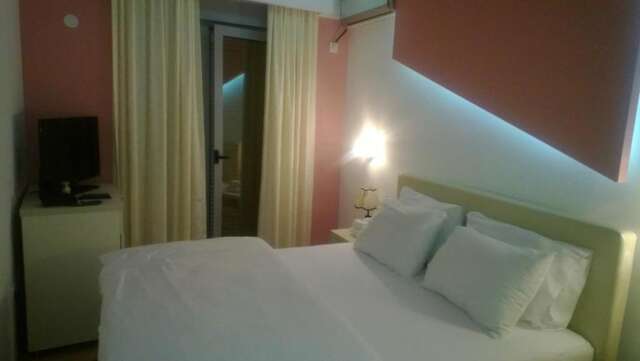 Отель Hotel Oasis Подгорица-69